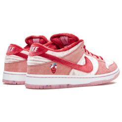 Alternative view of Nike SB Dunk Low StrangeLove Skateboards