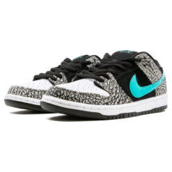 Nike SB Dunk Low Atmos Elephant